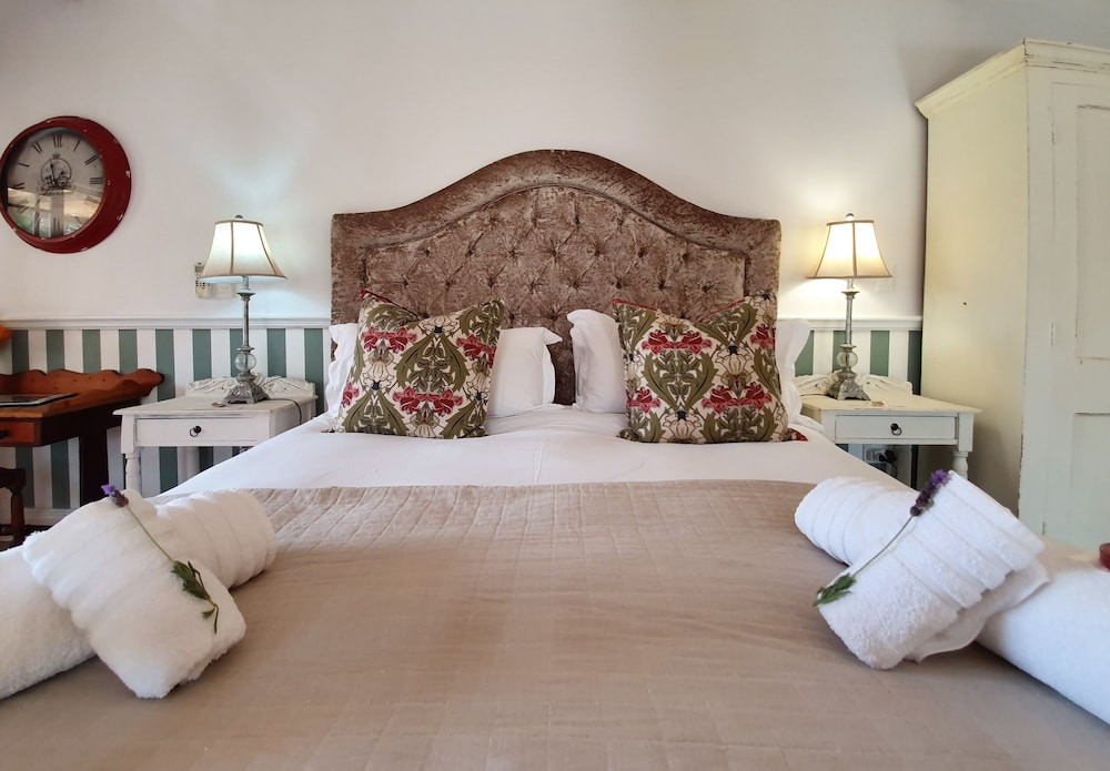 Luxury Honeymoon Suites photo 3