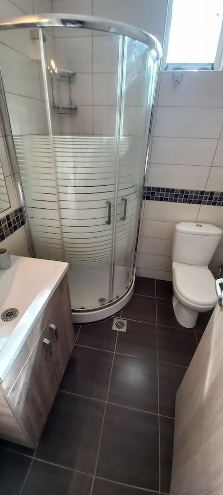 Apartment, 2 Bedrooms, Accessible, Balcony photo 3