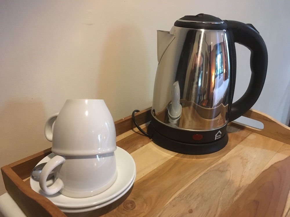 Premier Double Room, 1 King Bed, Non Smoking, Garden View photo 3