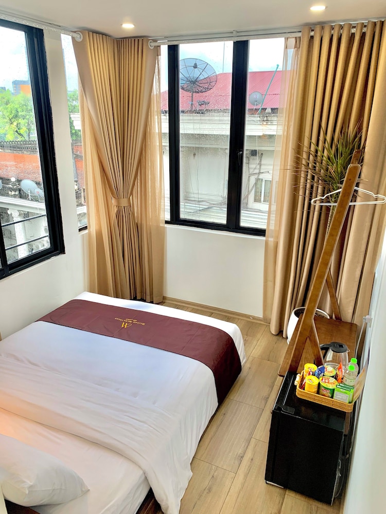 Deluxe Double Room, City View photo 2
