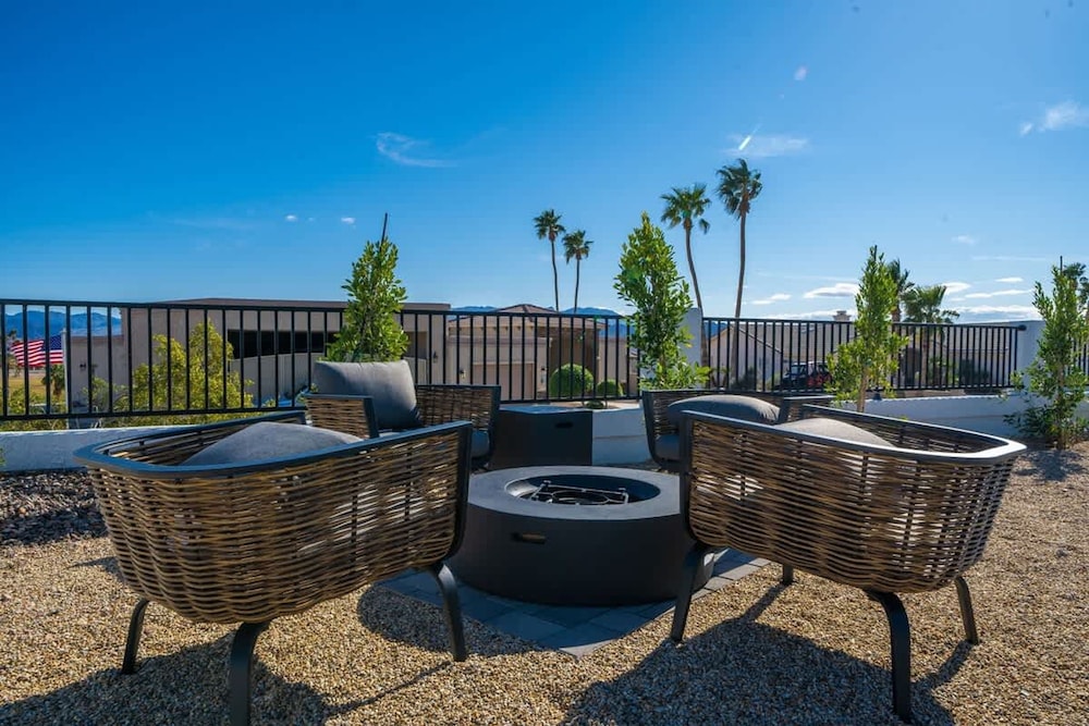 Villa de Luxe Lake Havasu avec Piscine, Foyer et Vues, Photo 50