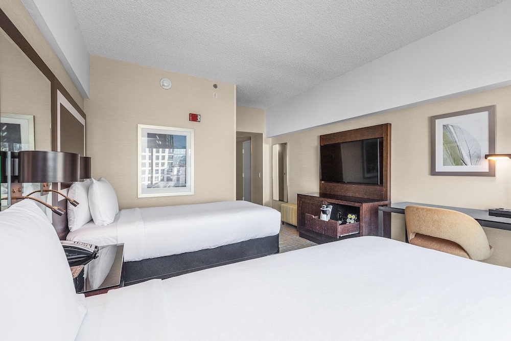 Standard Room, 2 Double Beds (No Resort Fee) - Photo 2