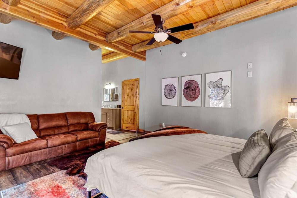 Villa photo 3