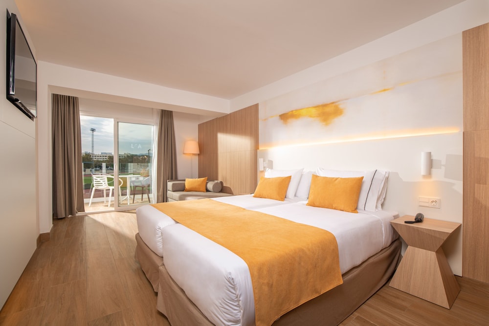 Standard Single Room (1 adult) - Photo 8
