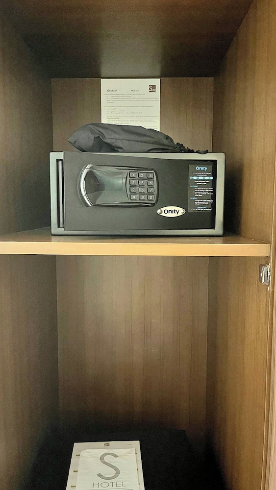 Deluxe Double Room (M) photo 2