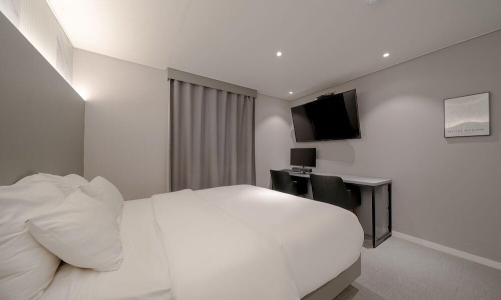 Deluxe Double Room - Photo 5