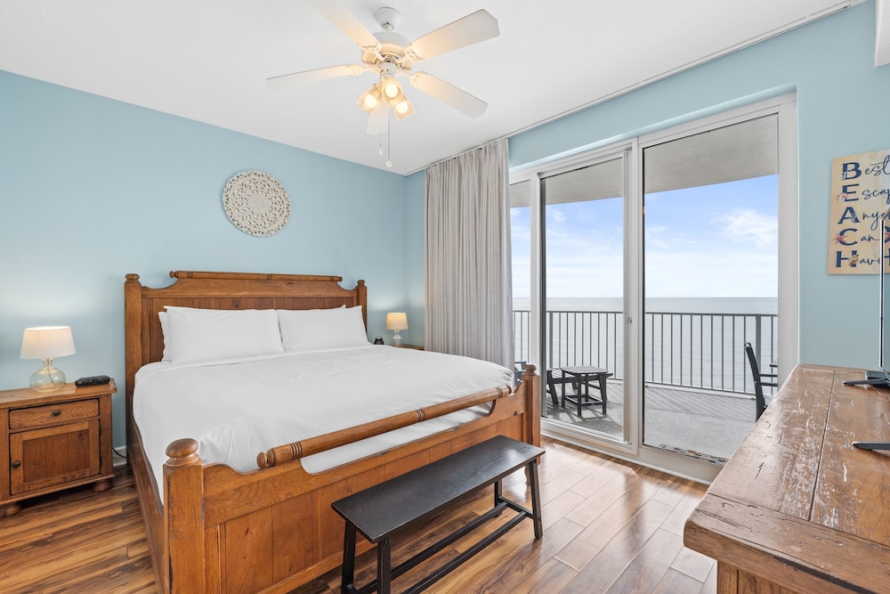 Condo, 2 Bedrooms, Balcony, Ocean View (1605)