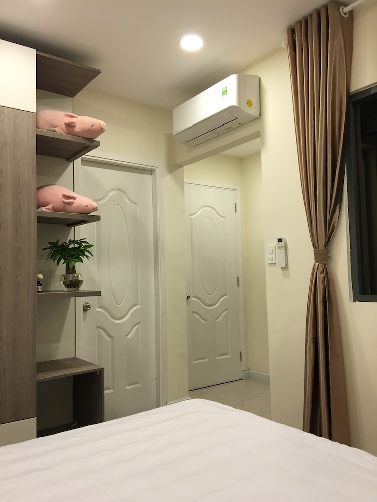 The Gold View Luxury Apartment
