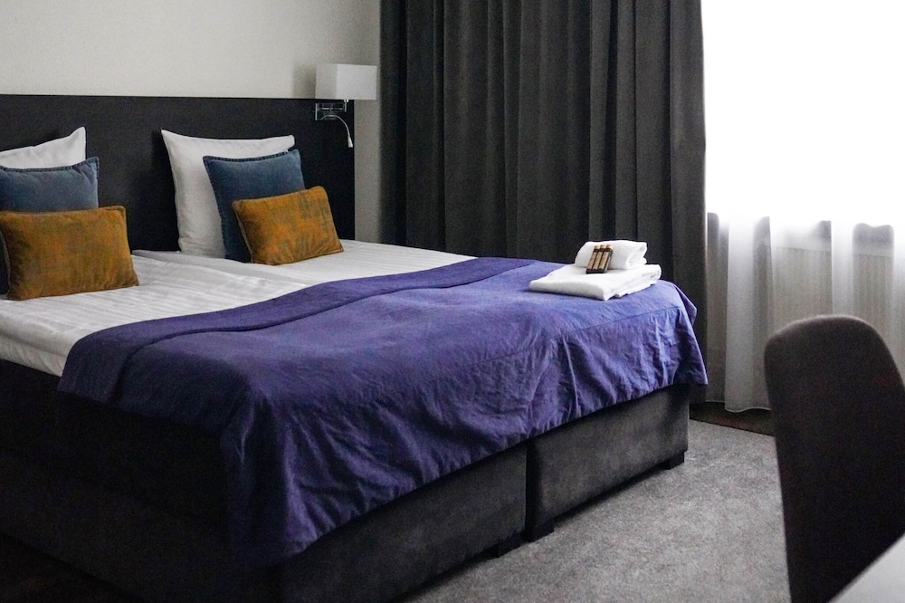 Standard Single Room, Annex Building