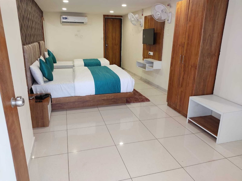 Deluxe Triple Room photo 3