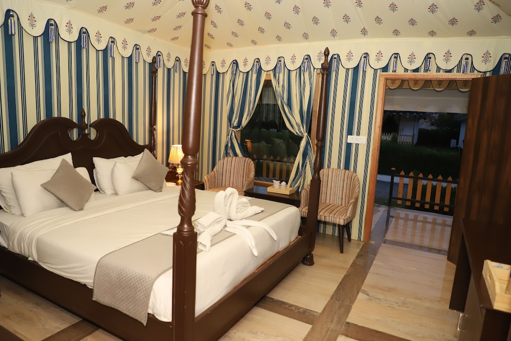 Deluxe Tent - Photo 21