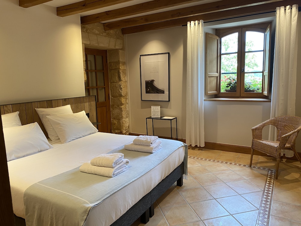 Family Quadruple Room, Multiple Beds, Non Smoking, Valley View photo 1