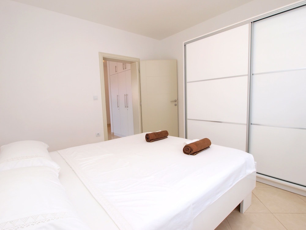 Apartment, 1 Bedroom (396/905)