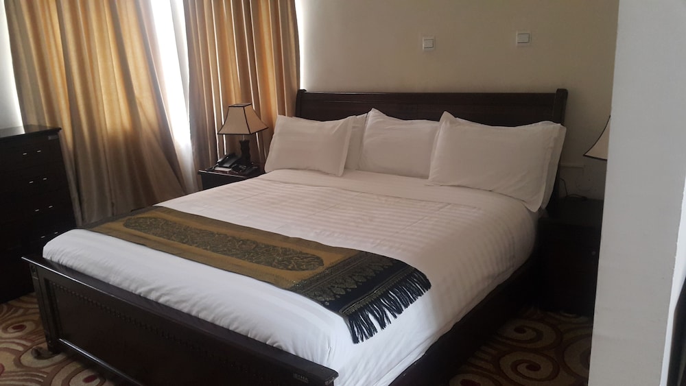 Suite photo 1