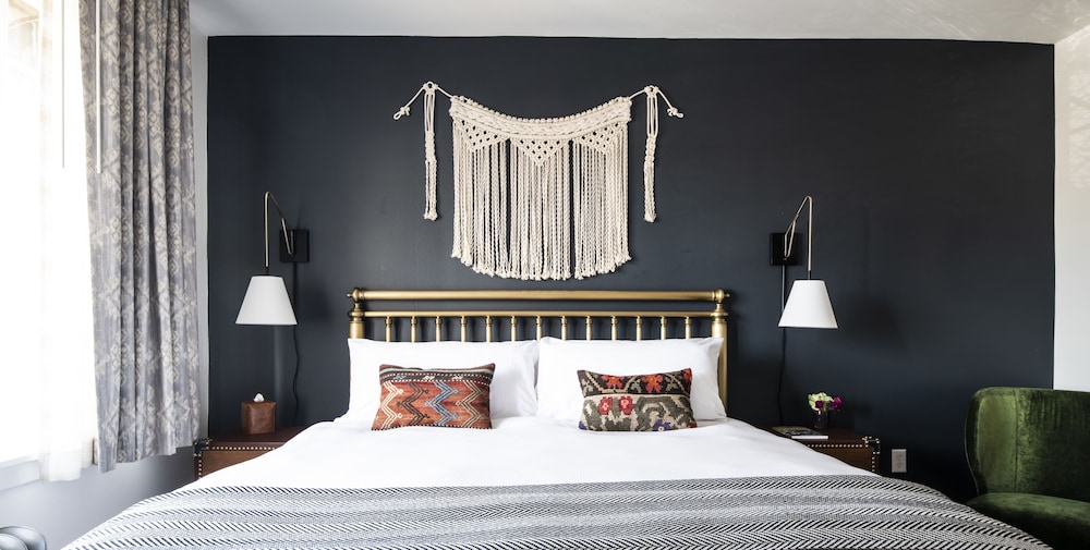 Signature Room photo 3