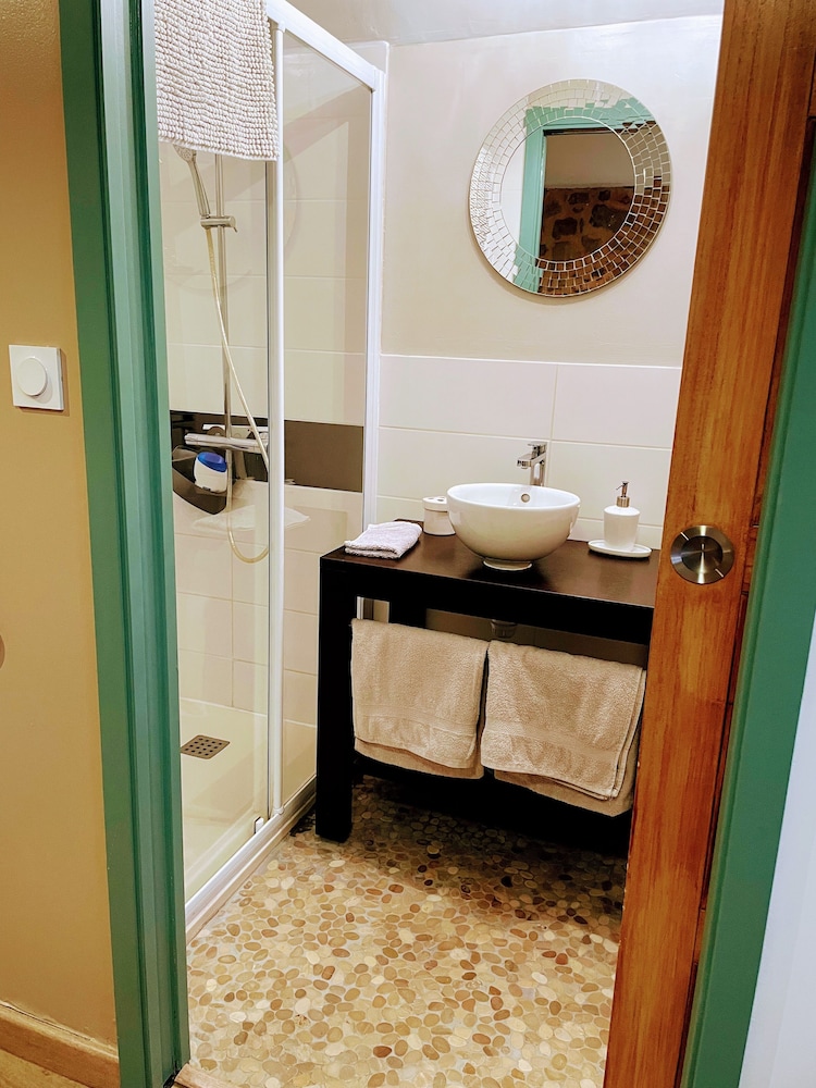 Double Room (des Murmures) photo 2