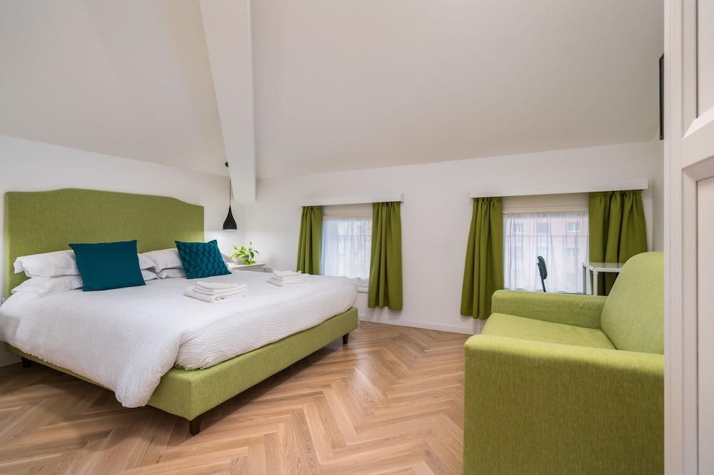Basic Triple Room