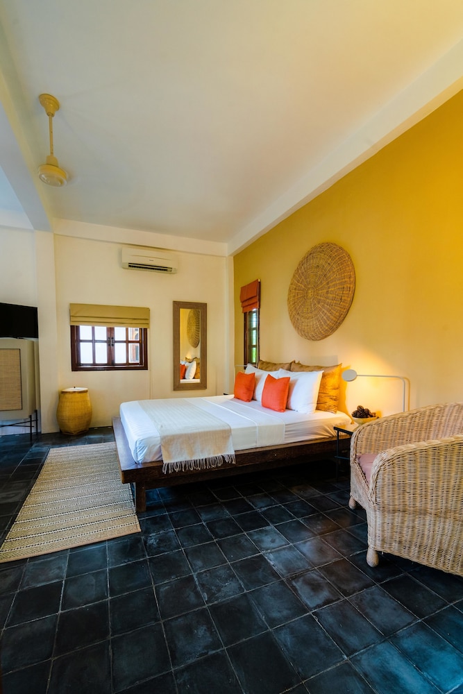 Deluxe Terrace Double with Bathtub (Resort) - Photo 6
