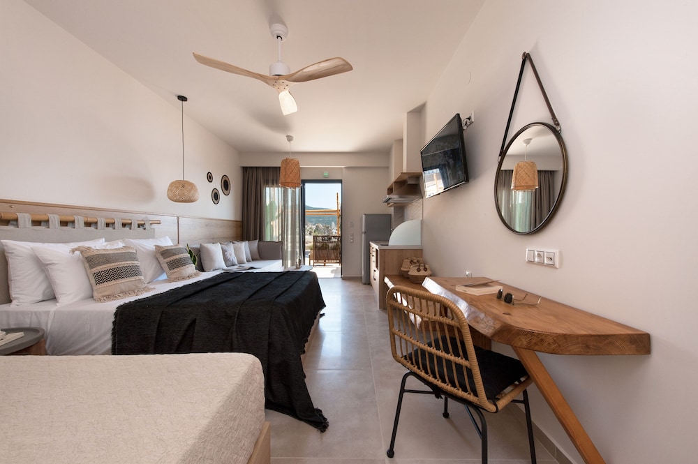 Standard Triple Room photo 1