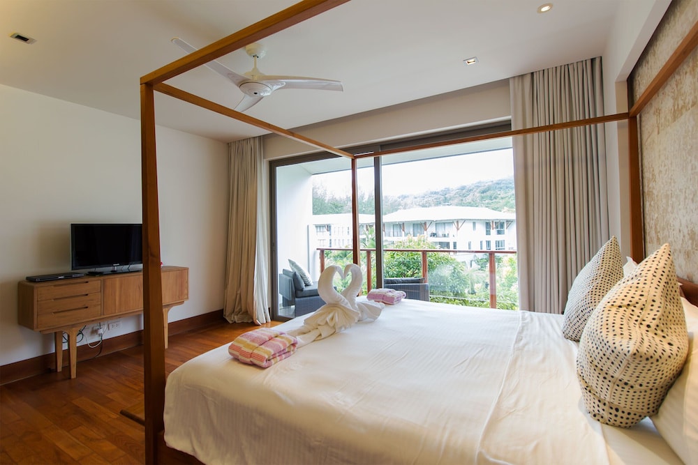 Superior Apartment, 3 Bedrooms, Pool View, Beachfront photo 2