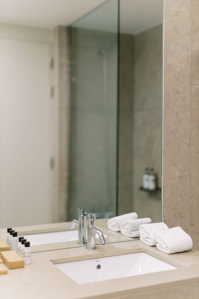 Premium Suite, 1 Bedroom - Photo 8