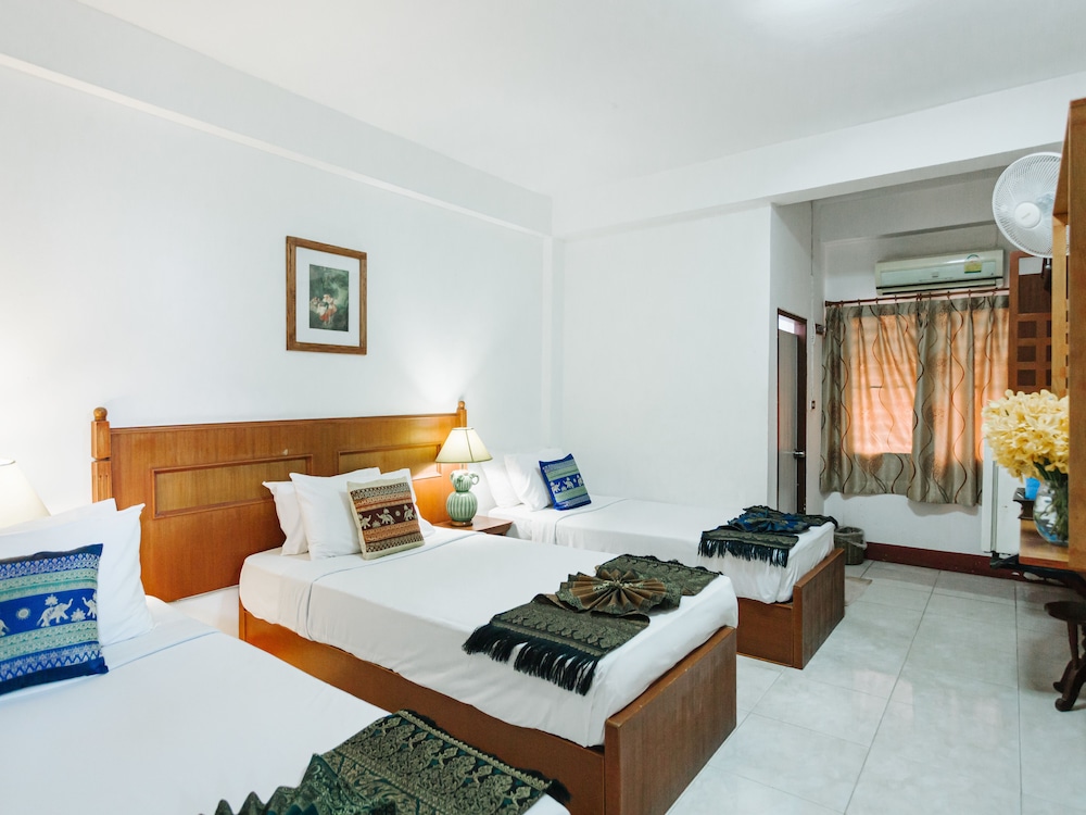 Triple Room (3 Single Beds) - Photo 4