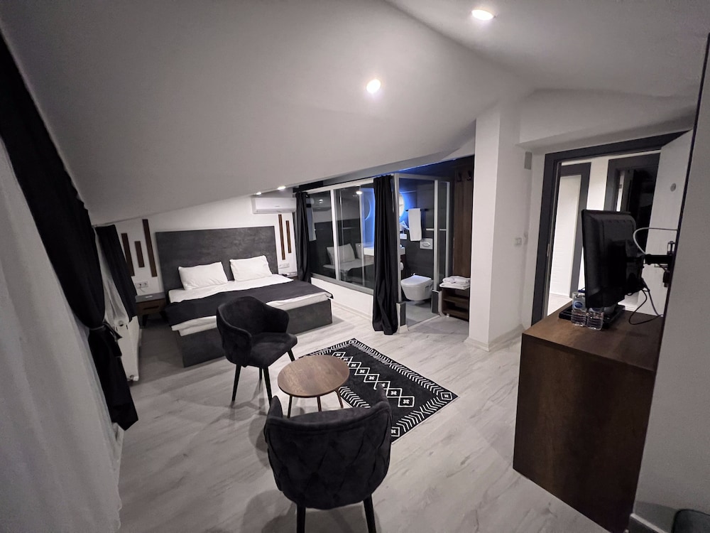 Standard Room photo 1