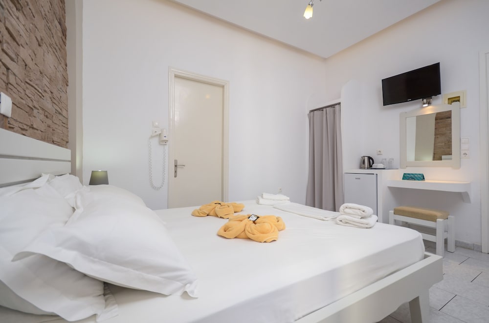Economy Double Room photo 1