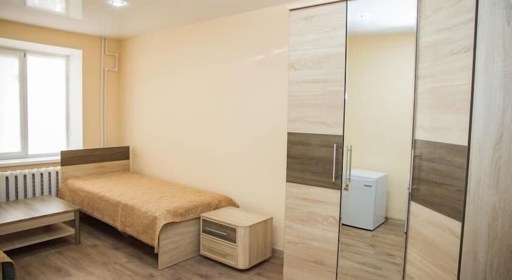 Economy Twin Room, Shared Bathroom