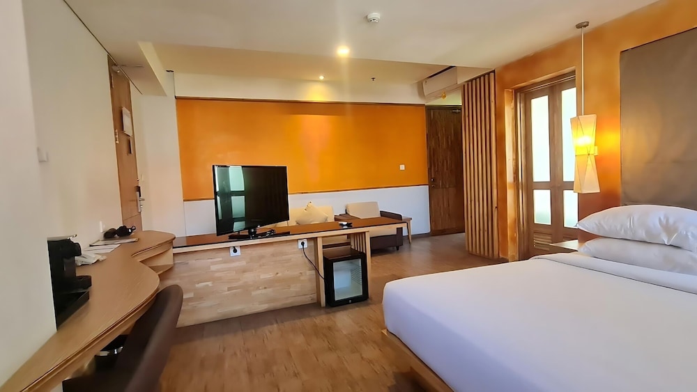 Junior Double Room