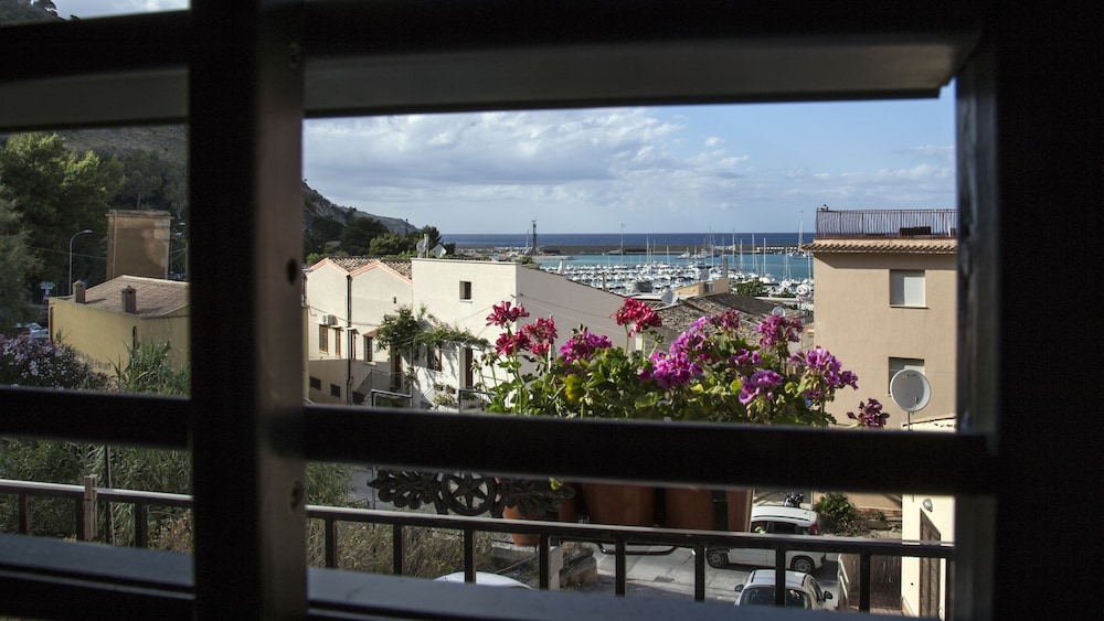 Superior Double Room, Sea View photo 2