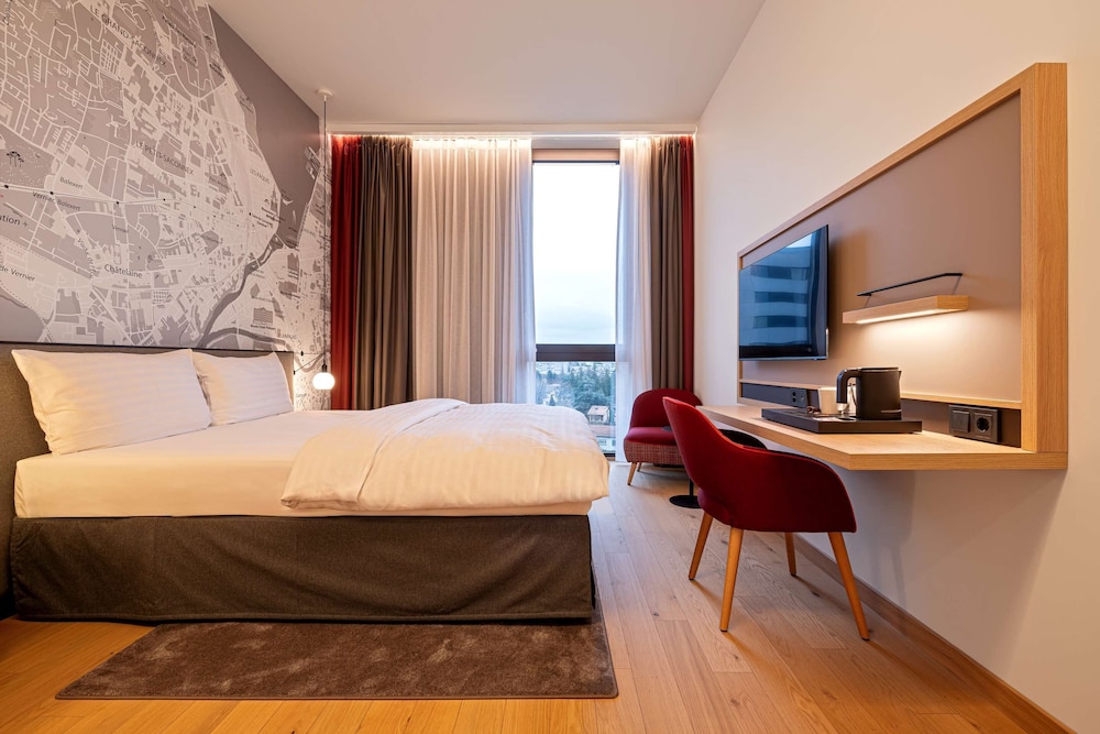 Business Double Room - Photo 4