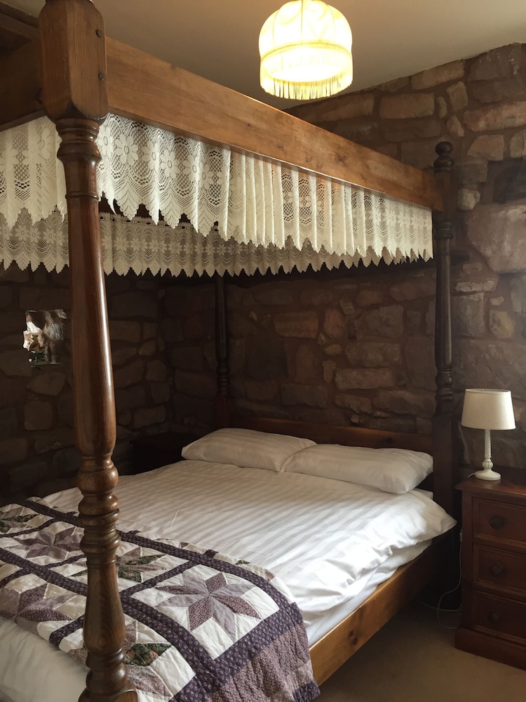 Smithy Cottage photo 1