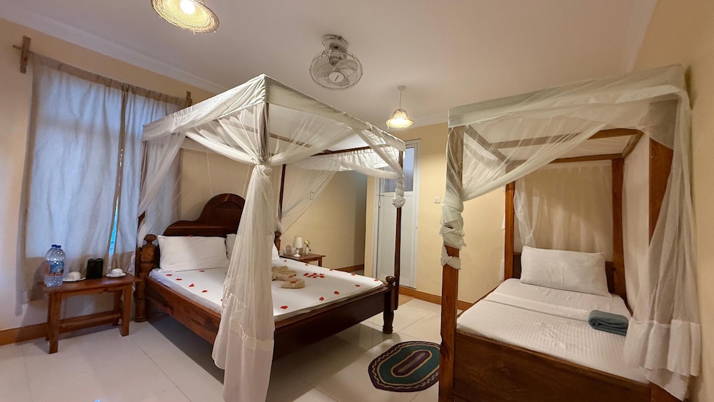 Deluxe Double Room, Balcony, Beach View