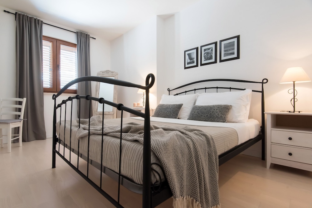Exclusive Apartment, 1 Bedroom, Sea View photo 1