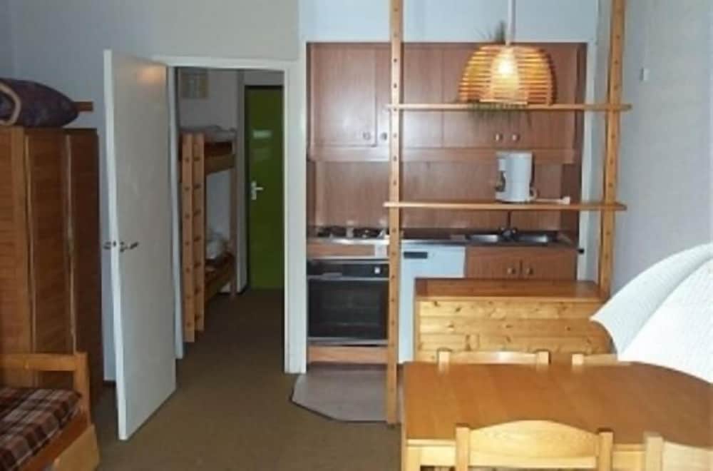Comfort Apartment, 2 Bedrooms (Hameau)