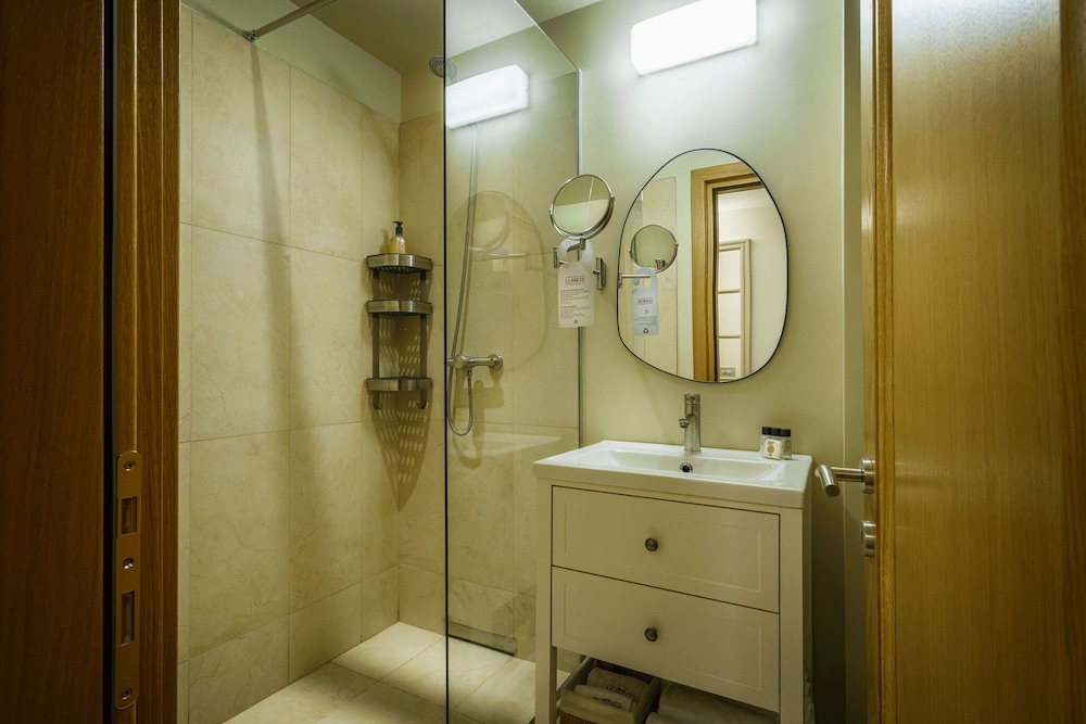 Standard Duplex - Photo 4