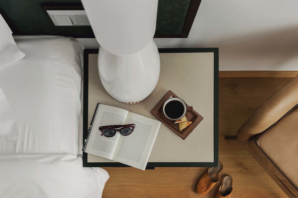 Business Double or Twin Room - Photo 11