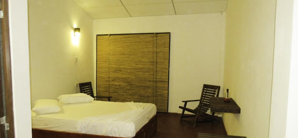 Standard Twin Room, 2 Twin Beds, Non Smoking photo 2