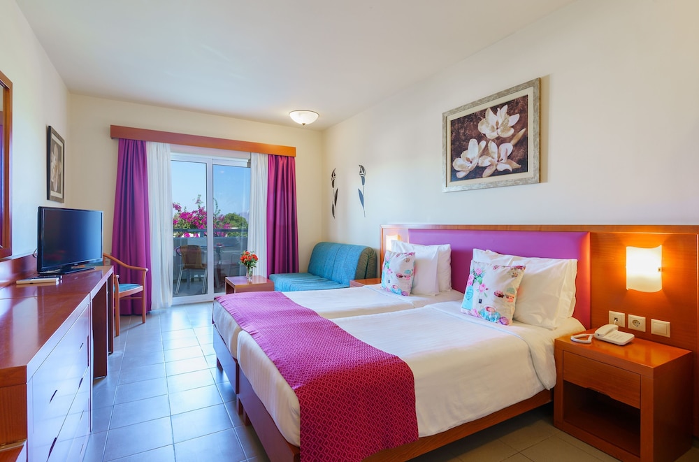 Standard Room, Garden View photo 1