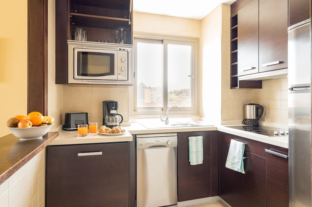 Apartment, 1 Bedroom, Balcony - Photo 4