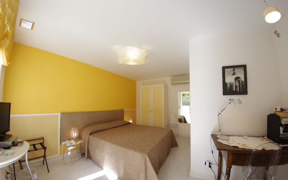Triple Room - Photo 3