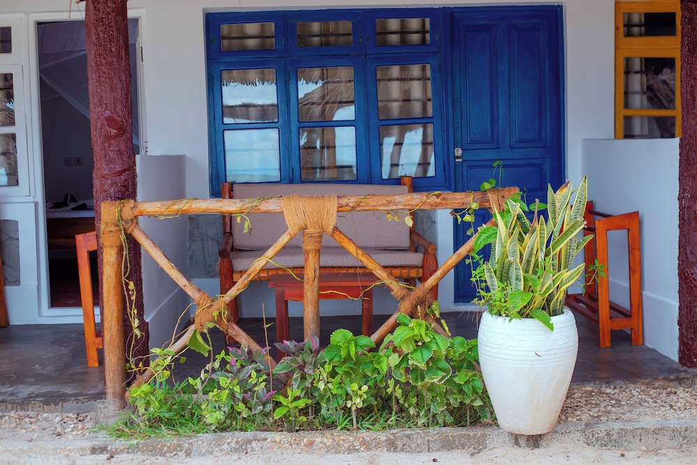 Classic Double Room, Balcony, Courtyard View photo 1