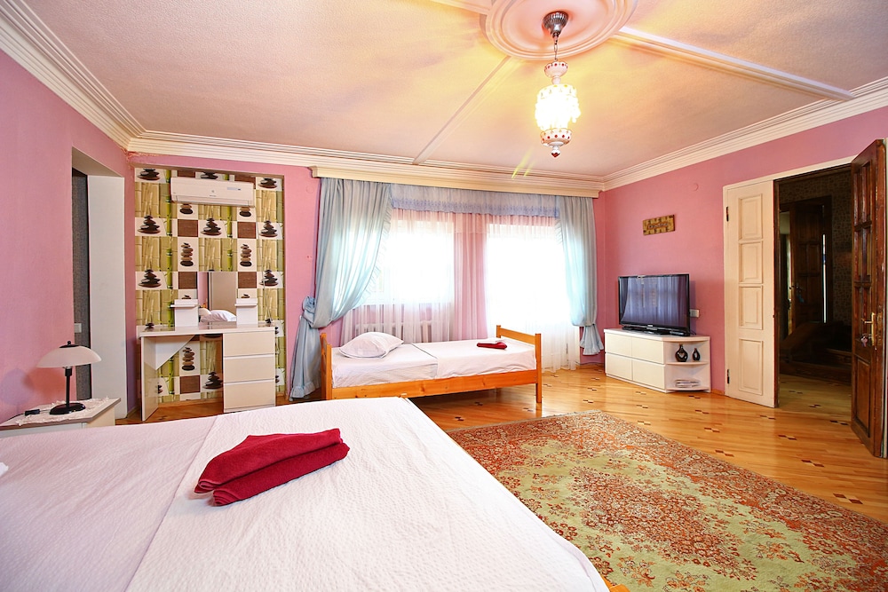 Standard Triple Room, 1 Bedroom, City View