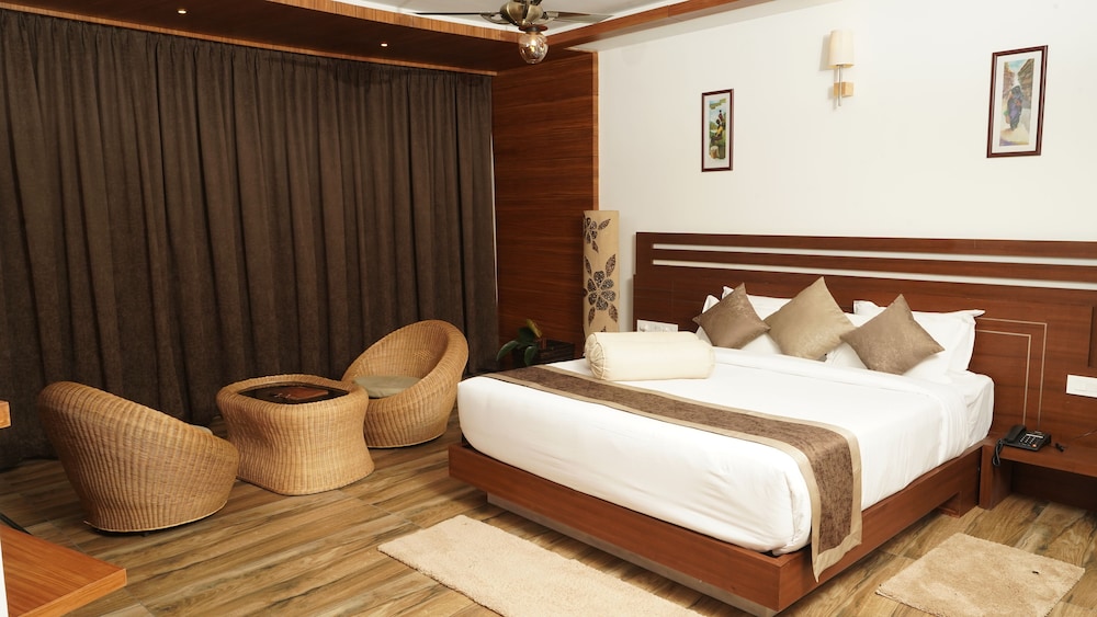 Grand Room photo 1
