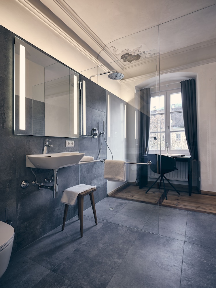 Superior Double Room (Barock) photo 3