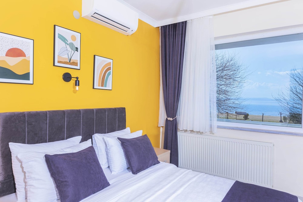 Kiraz Otel, Tek Büyük Yatakli Oda (Deniz Manzarali) photo 3