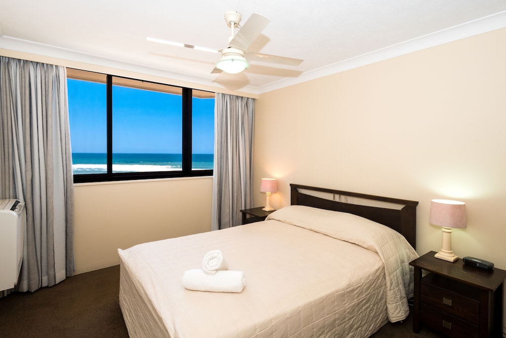Apartment, 2 Bedrooms, Ocean View photo 2