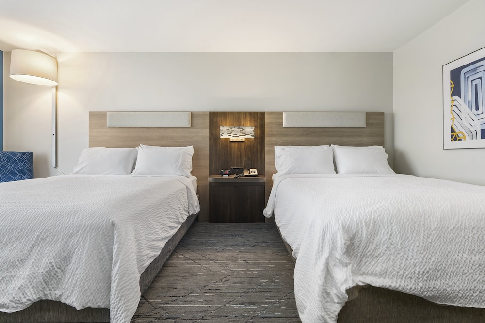 Suite, 2 Queen Beds, Accessible Bathtub (Mobility) - Photo 6