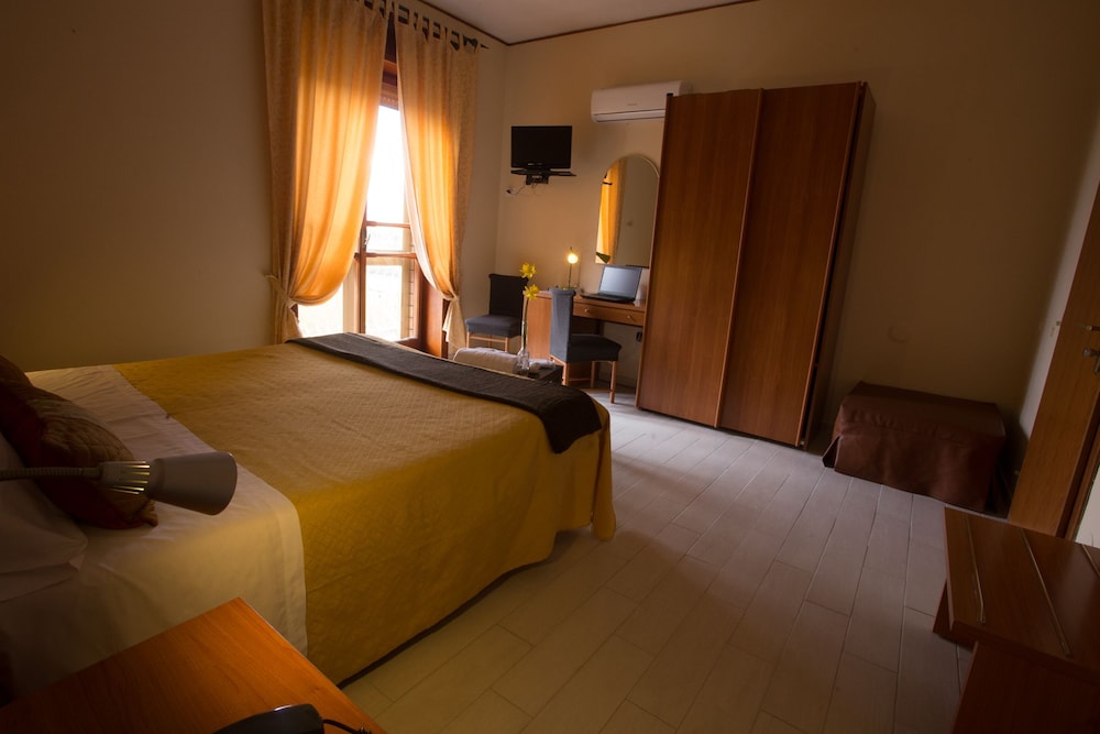 Comfort Room photo 3
